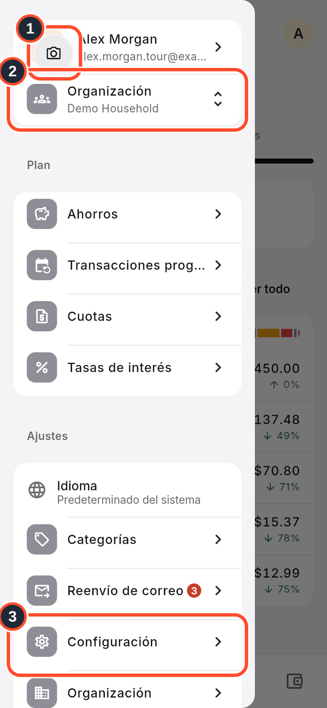El menú de la app con la foto, el selector de organización y Configuración marcados