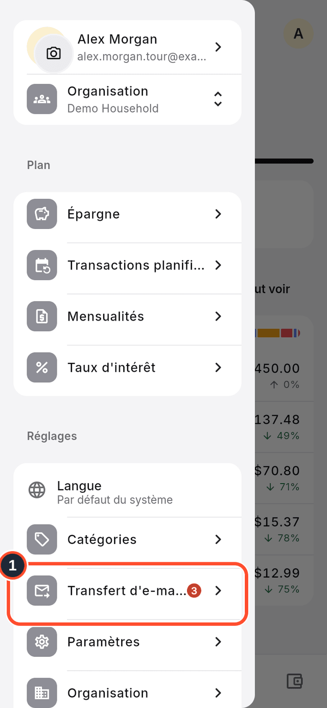 Le menu de l'app avec la ligne Transfert d'e-mails repérée