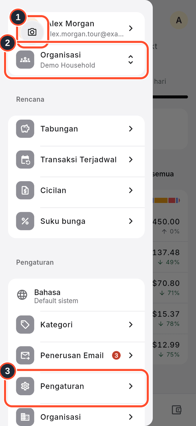Menu aplikasi dengan foto, pengalih organisasi, dan Pengaturan ditandai